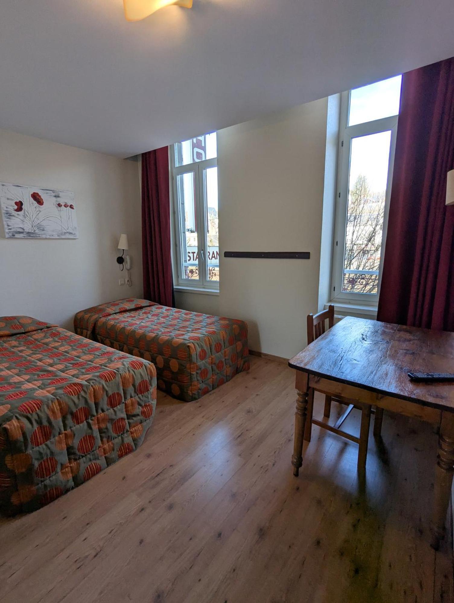 Logis Hotel Regina La Bourboule Exterior photo